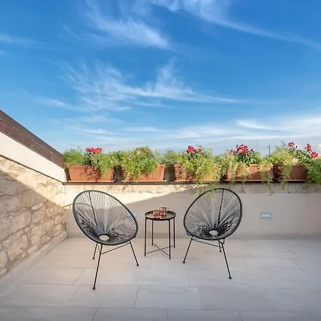 Ideal 14 Pe Private Pool Holiday home Giardini Naxos