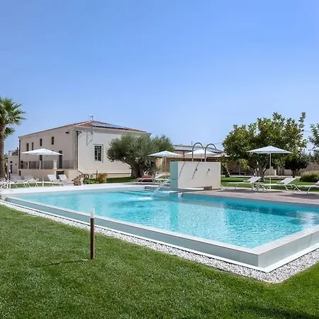 Holiday home Ideal 14 Pe Private Pool *